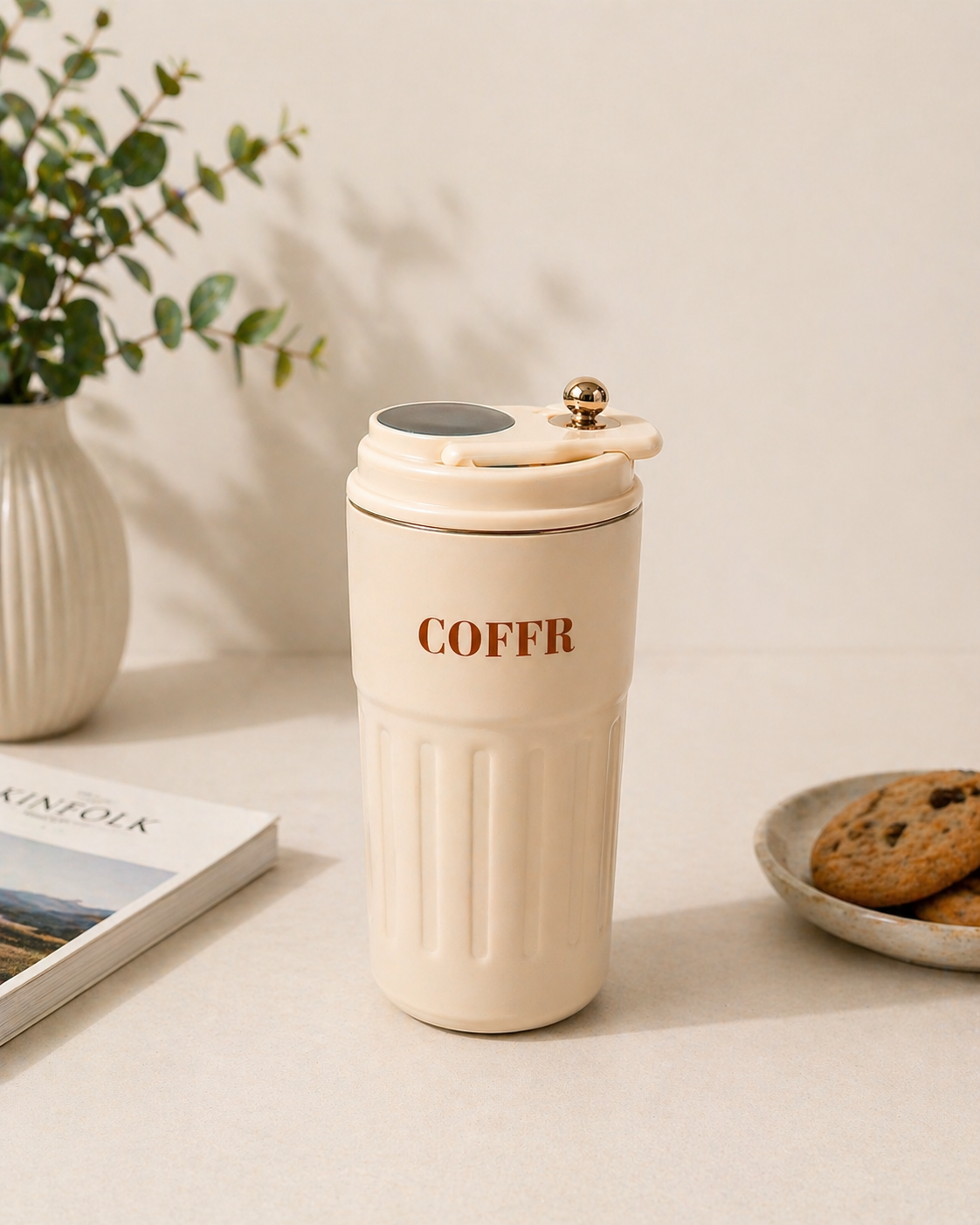 510 ml Vacuum Insulated Travel Cup - image 2